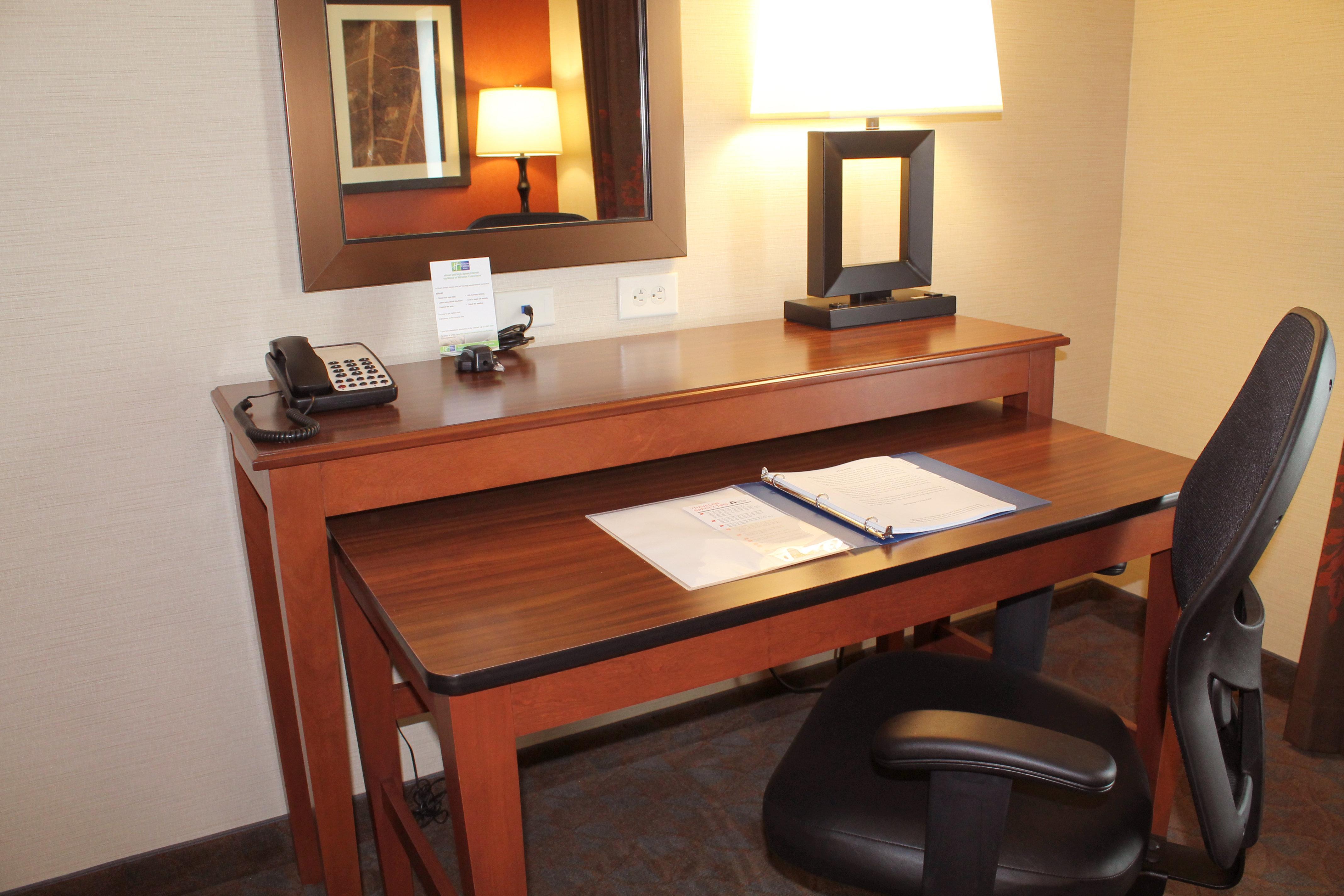 Holiday Inn Express & Suites Paducah West By Ihg Ngoại thất bức ảnh